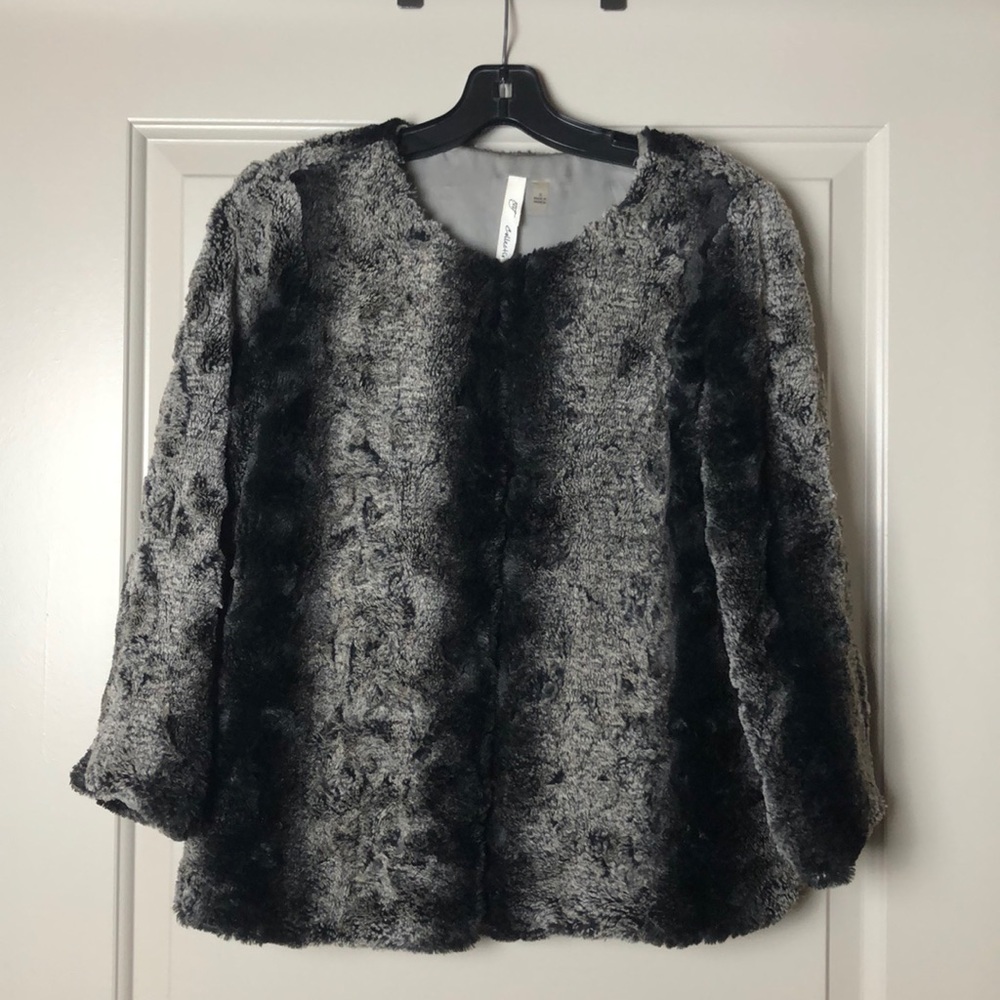 Cropped Faux Fur Jacket